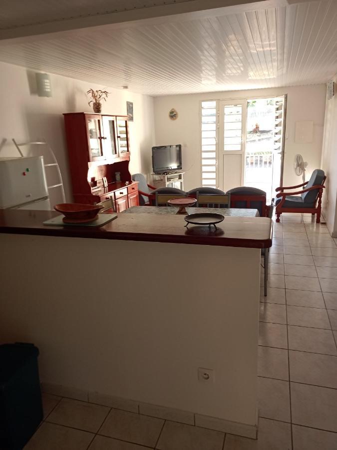Charmant Appartement Verdoyant Le Morne-Vert Bagian luar foto