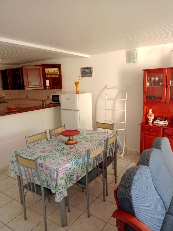 Charmant Appartement Verdoyant Le Morne-Vert Bagian luar foto